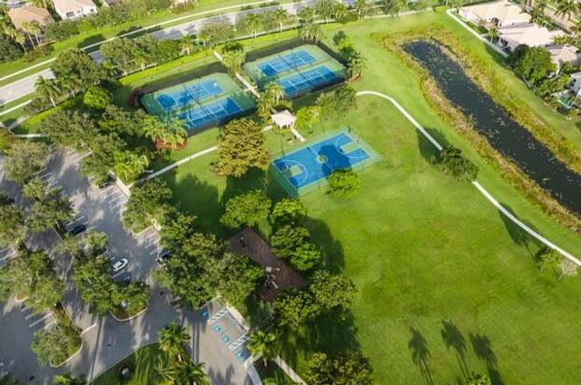 11836 Osprey Point Circle, Wellington, FL 33449