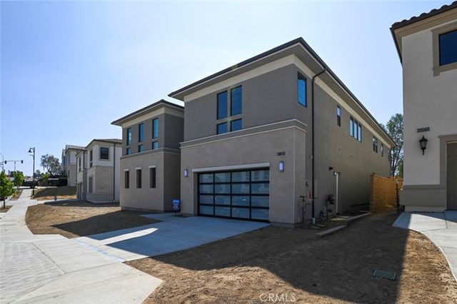 20552 Edgewood Court, Chatsworth, CA 91311