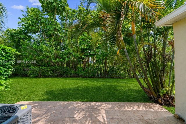 8887 Bella Vista Dr 8887, Boca Raton, FL 33433