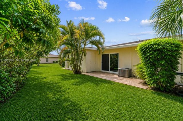 8887 Bella Vista Dr 8887, Boca Raton, FL 33433