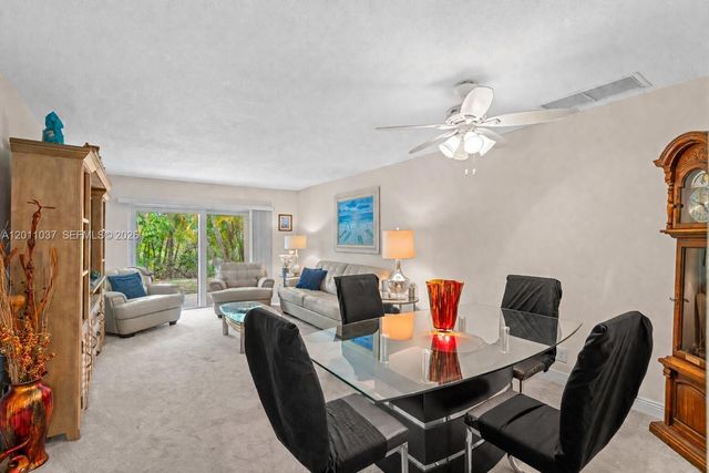 8887 Bella Vista Dr 8887, Boca Raton, FL 33433