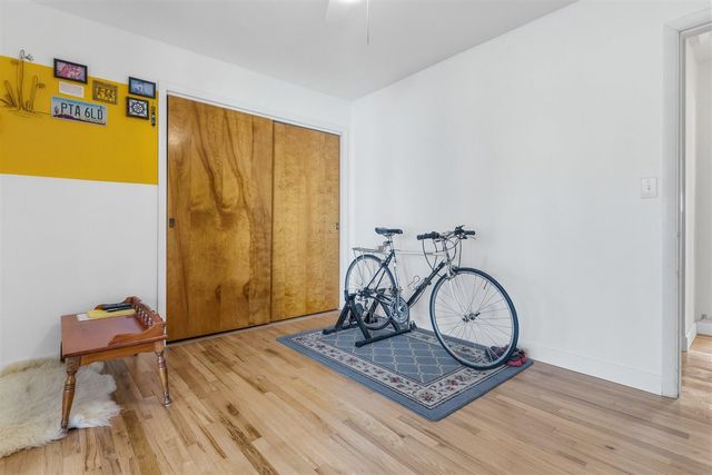 433 Jennison Avenue, Kalamazoo, MI 49006