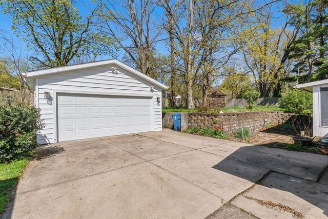 433 Jennison Avenue, Kalamazoo, MI 49006