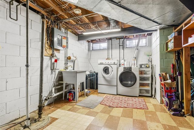 433 Jennison Avenue, Kalamazoo, MI 49006