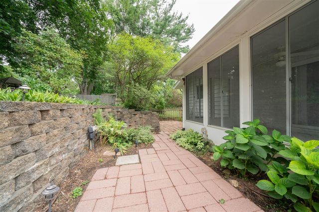 433 Jennison Avenue, Kalamazoo, MI 49006