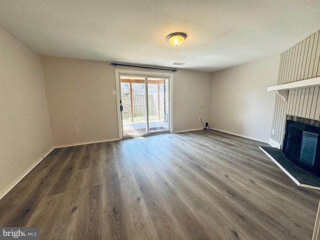 7002 KNIGHTHOOD LN, Columbia, MD 21045