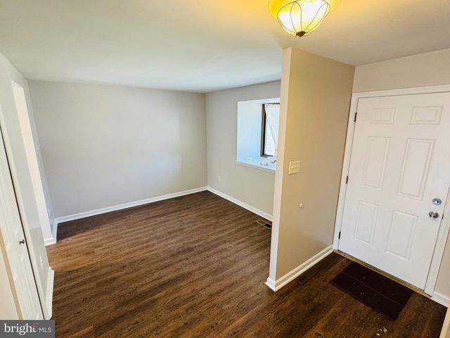 7002 KNIGHTHOOD LN, Columbia, MD 21045