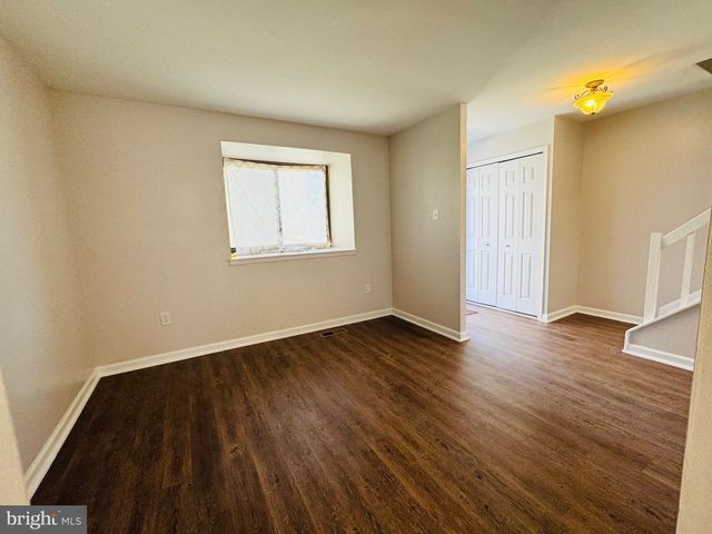 7002 KNIGHTHOOD LN, Columbia, MD 21045