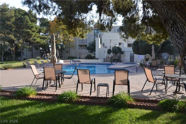 725 North Royal Crest Circle 231, Las Vegas, NV 89169