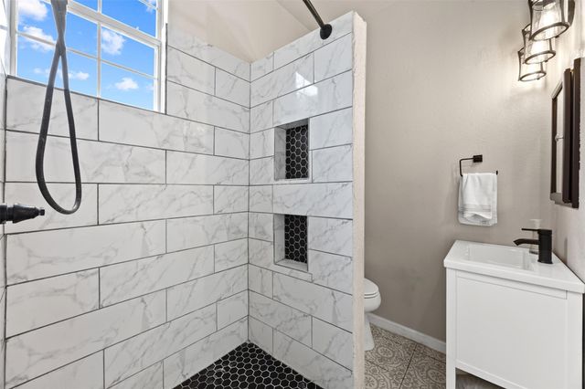 521 N Jenkins Street, Houston, TX 77003