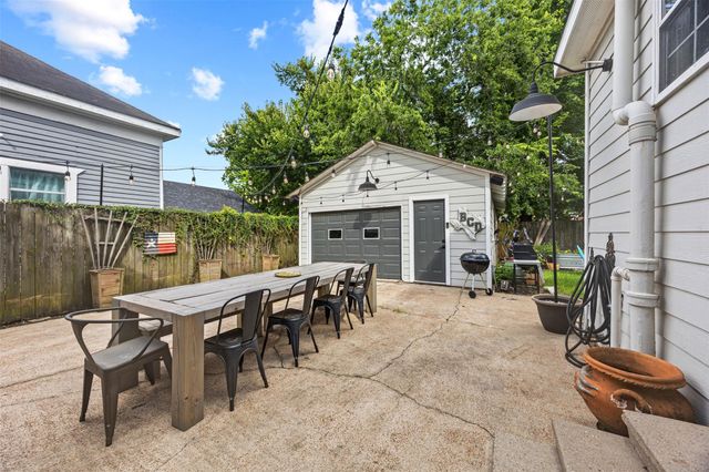 521 N Jenkins Street, Houston, TX 77003