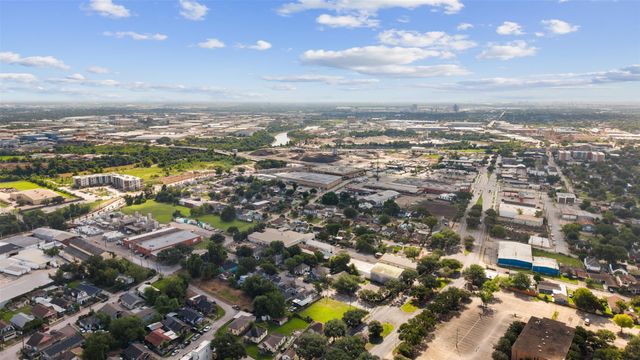 521 N Jenkins Street, Houston, TX 77003
