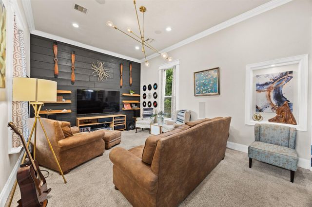 521 N Jenkins Street, Houston, TX 77003