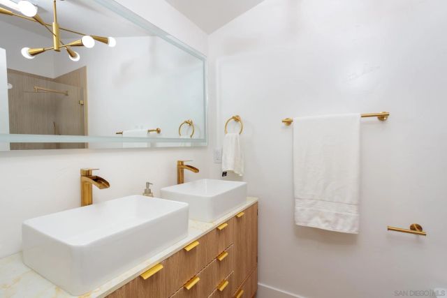 5435 Mound Ave, San Diego, CA 92120