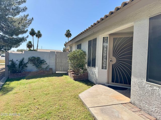 1851 E COUNTRYWALK Lane, Chandler, AZ 85225