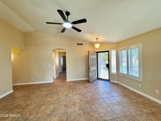 1851 E COUNTRYWALK Lane, Chandler, AZ 85225