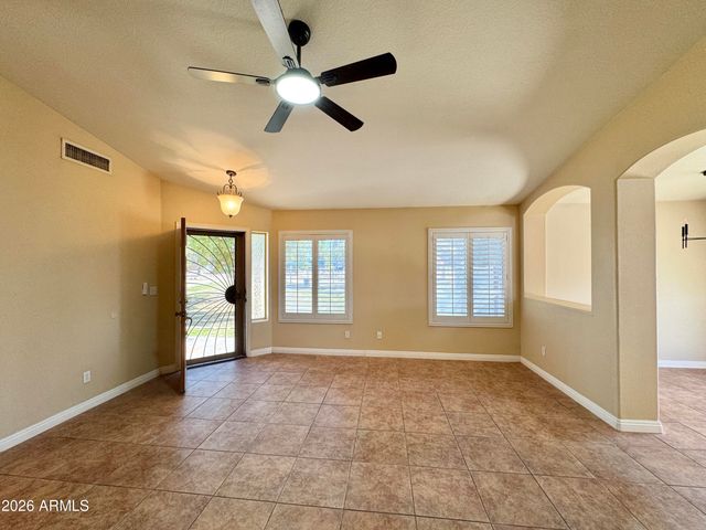 1851 E COUNTRYWALK Lane, Chandler, AZ 85225