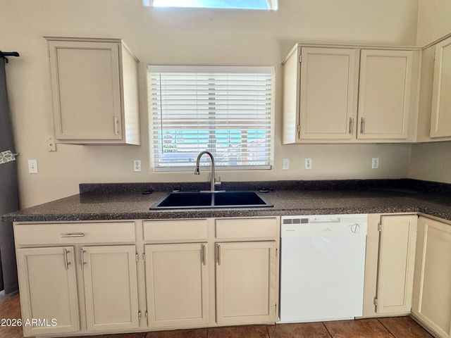 1851 E COUNTRYWALK Lane, Chandler, AZ 85225