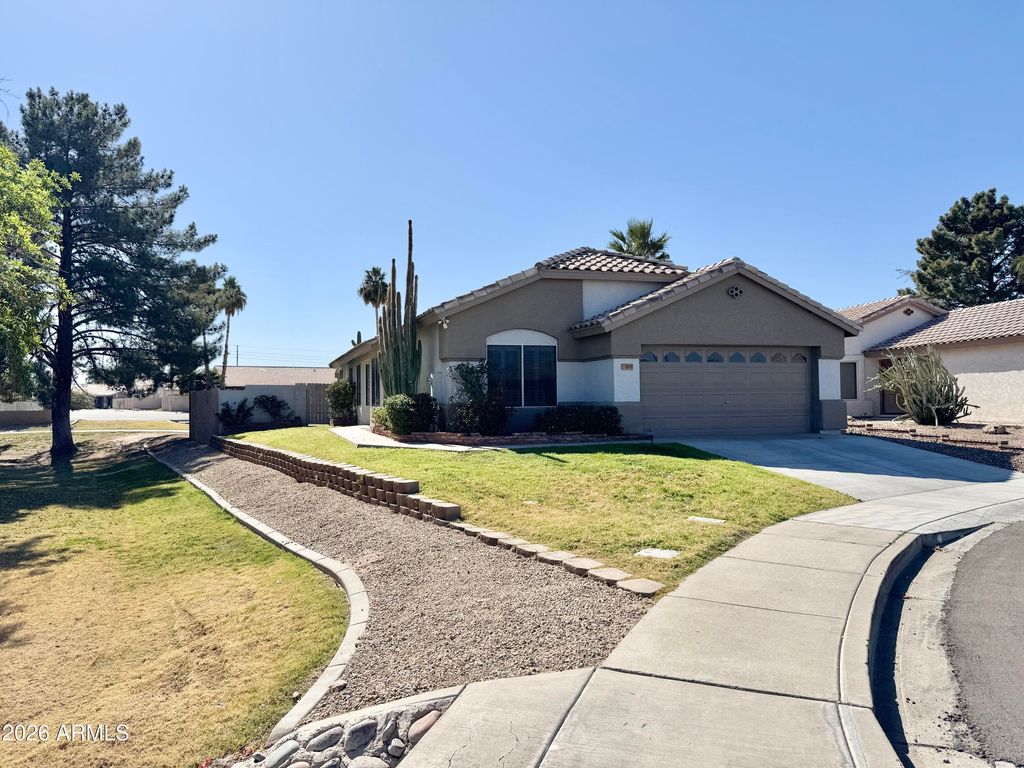 1851 E COUNTRYWALK Lane, Chandler, AZ 85225