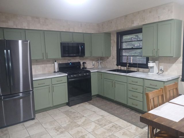 59349 Hazel Road, South Bend, IN 46614