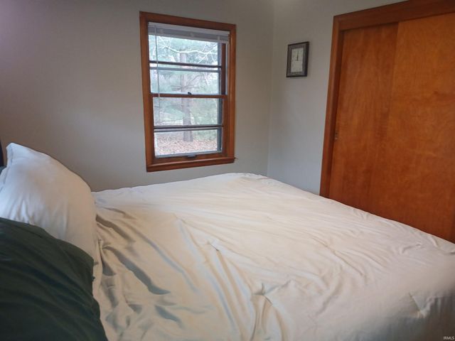 59349 Hazel Road, South Bend, IN 46614