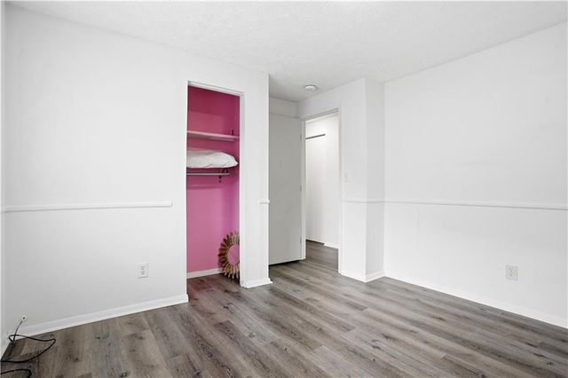 2080 Countydown Lane, Stone Mountain, GA 30088