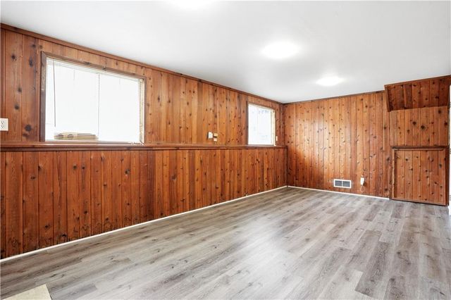 2080 Countydown Lane, Stone Mountain, GA 30088