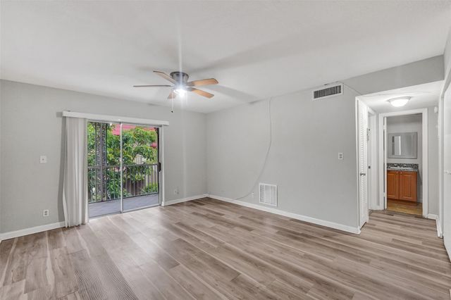 555 SE 8TH Street 252, Deerfield Beach, FL 33441