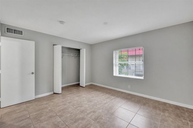 555 SE 8TH Street 252, Deerfield Beach, FL 33441