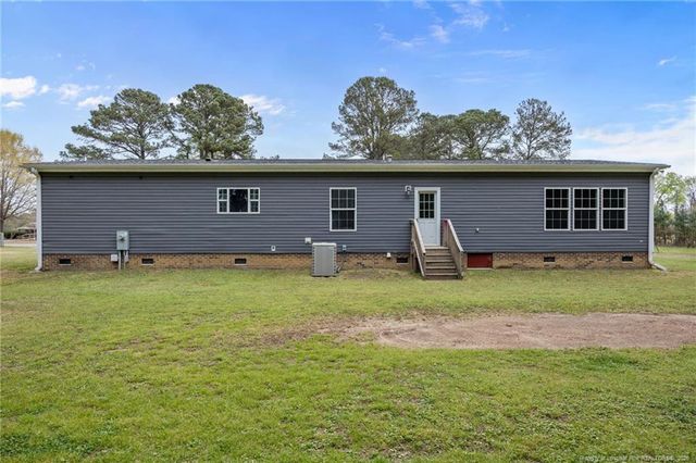 2252 S Old Stage Road, Erwin, NC 28339