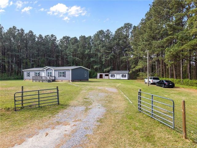 2252 S Old Stage Road, Erwin, NC 28339