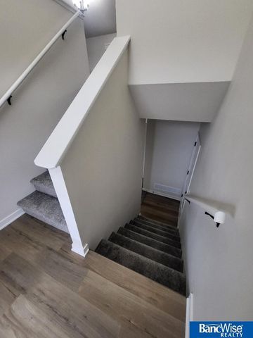 5815 SW 9th Street, Lincoln, NE 68523