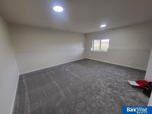 5815 SW 9th Street, Lincoln, NE 68523