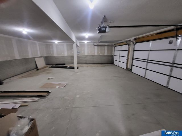 5815 SW 9th Street, Lincoln, NE 68523