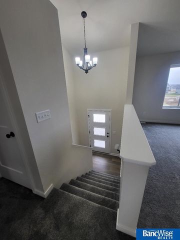 5815 SW 9th Street, Lincoln, NE 68523