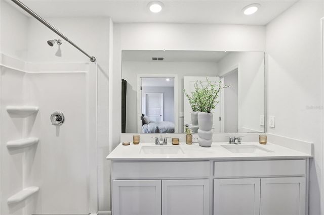 5751 MOUNTAIN ROAD, Davenport, FL 33837