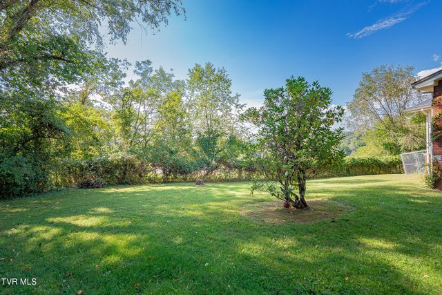 2434 Nancy Street, Elizabethton, TN 37643