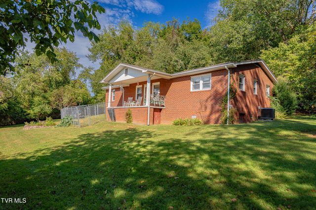 2434 Nancy Street, Elizabethton, TN 37643