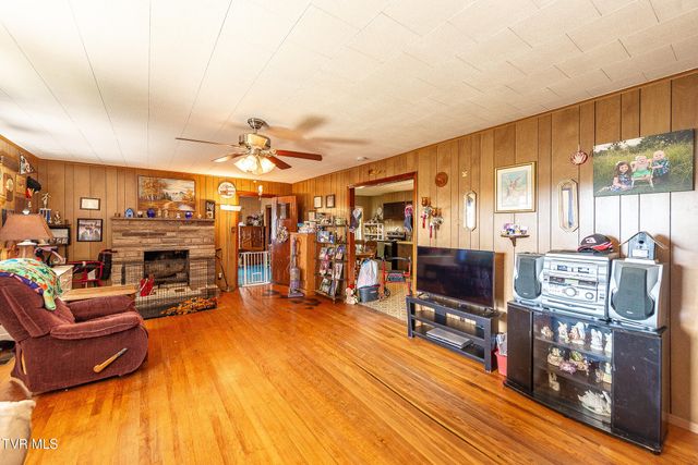 2434 Nancy Street, Elizabethton, TN 37643