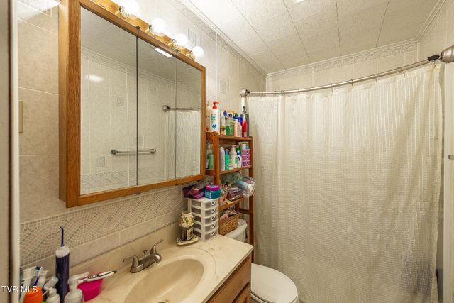 2434 Nancy Street, Elizabethton, TN 37643
