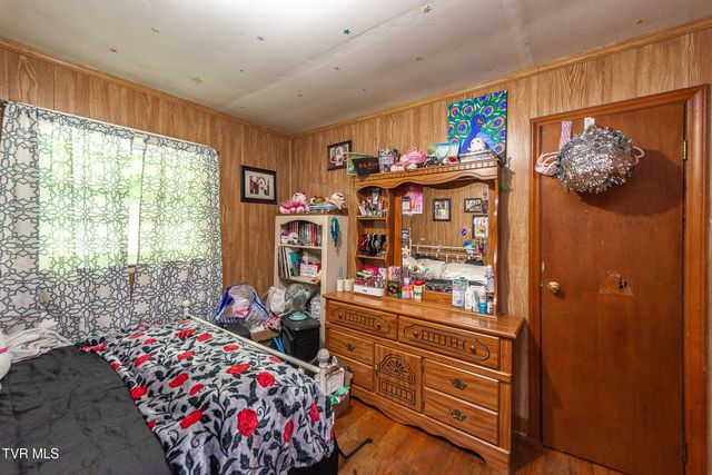 2434 Nancy Street, Elizabethton, TN 37643