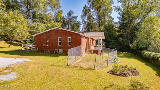 2434 Nancy Street, Elizabethton, TN 37643