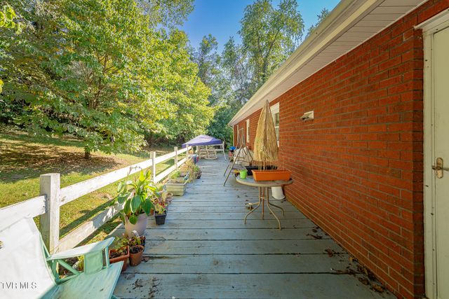 2434 Nancy Street, Elizabethton, TN 37643