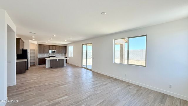 15146 W GRAY FOX Trail, Surprise, AZ 85387