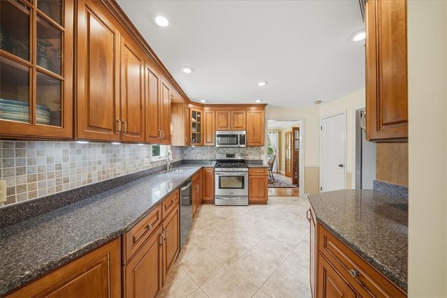 1313 Woodhill Drive, Richland, PA 15044