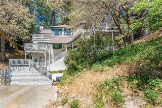 26333 Walnut Hills Dr, Lake Arrowhead, CA 92352