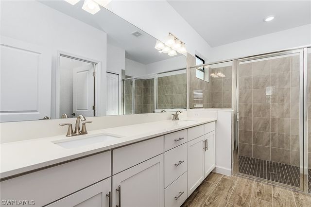 18312 Ridgeline DR, Estero, FL 33928