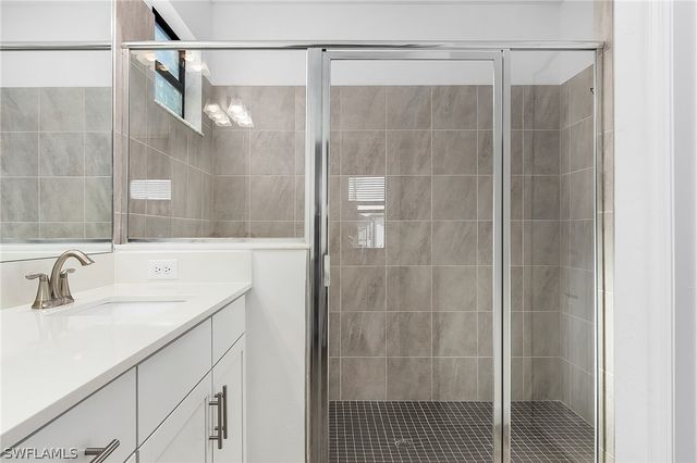 18312 Ridgeline DR, Estero, FL 33928