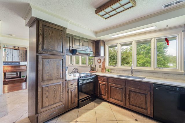 150 County Road 624, Etowah, TN 37331