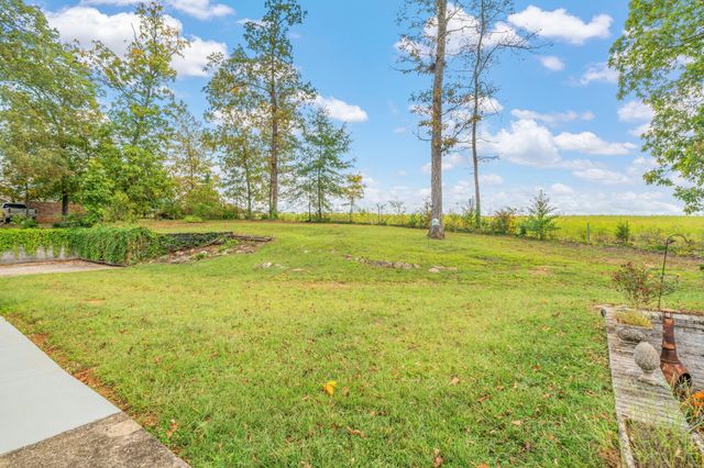 150 County Road 624, Etowah, TN 37331